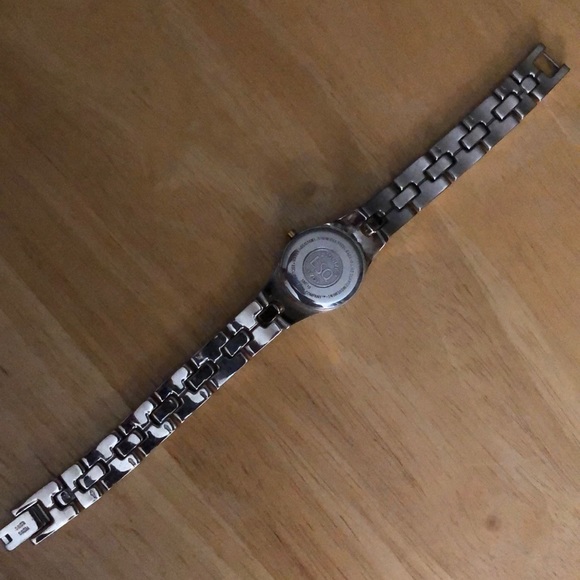 Esq ladies watch E5075 100710 Gold / silver tones - Picture 6 of 6